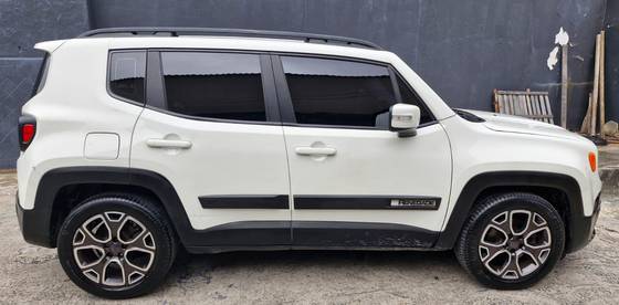 JEEP RENEGADE 1.8 16V FLEX LONGITUDE 4P AUTOMÁTICO